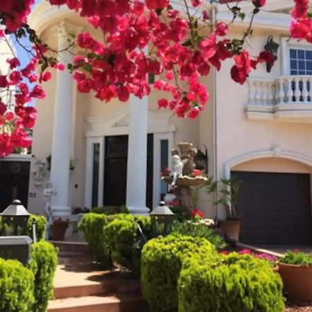 Entire Second Flr - Santa Monica Luxury Roman Villa Los Ángeles Exterior foto