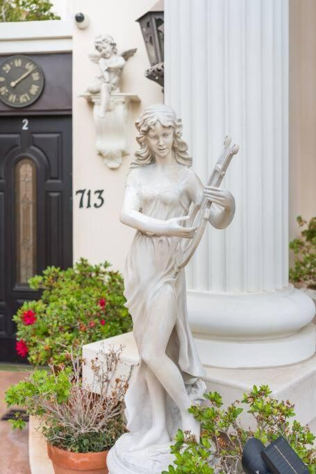 Entire Second Flr - Santa Monica Luxury Roman Villa Los Ángeles Exterior foto